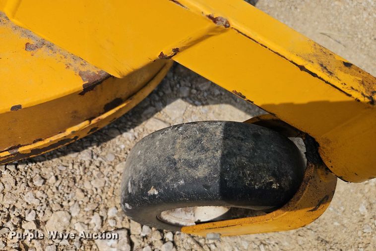 image for item EB8305 Walker MT23-11 ZTR lawn mower