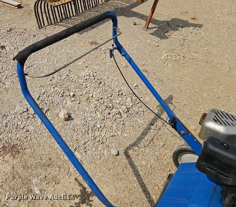 image for item EB8307 2005 Blue Bird PR22B5DA power rake 