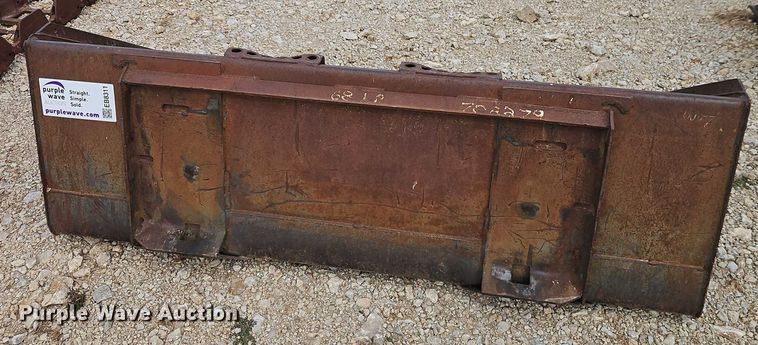 image for item EB8311 Skid steer attachments