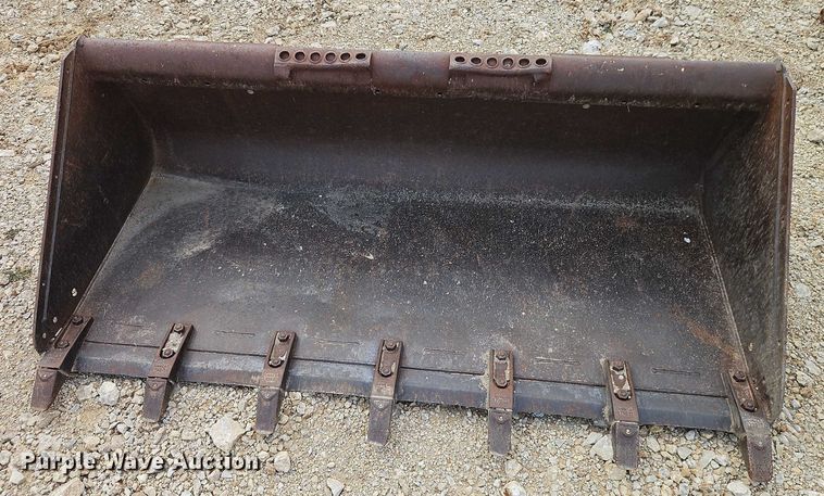 image for item EB8311 Skid steer attachments