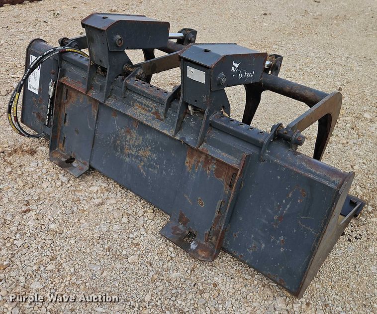 image for item EB8312 Bobcat skid steer grapple bucket