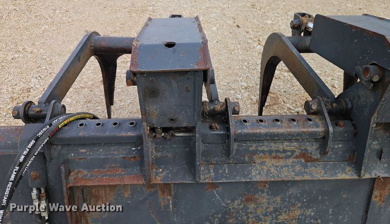 image for item EB8312 Bobcat skid steer grapple bucket