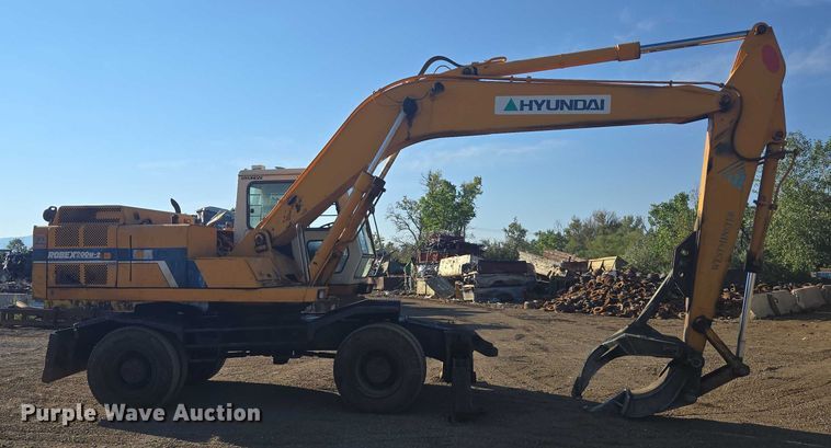 image for item EC1164 1997 Hyundai Robex 200W-2 wheeled excavator