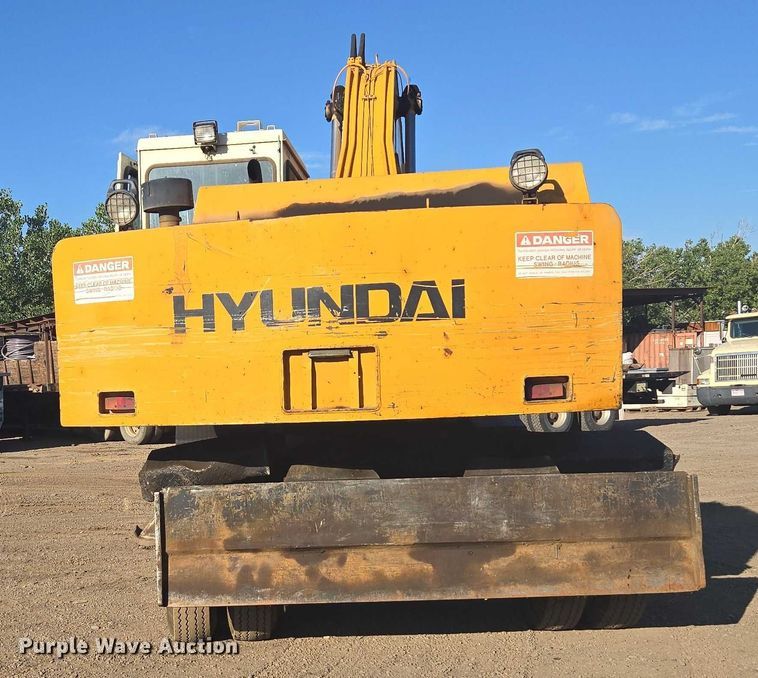 image for item EC1164 1997 Hyundai Robex 200W-2 wheeled excavator