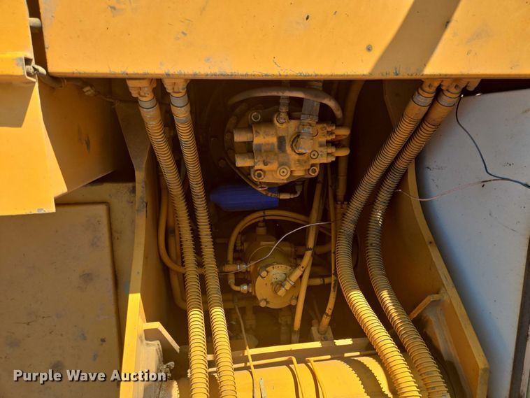 image for item EC1164 1997 Hyundai Robex 200W-2 wheeled excavator