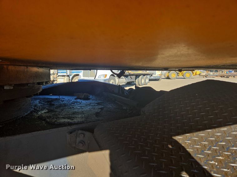 image for item EC1164 1997 Hyundai Robex 200W-2 wheeled excavator