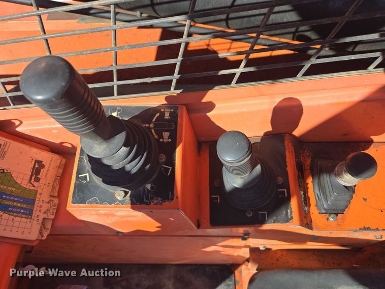 image for item EC1165 2006 Lull 644E-42 telehandler