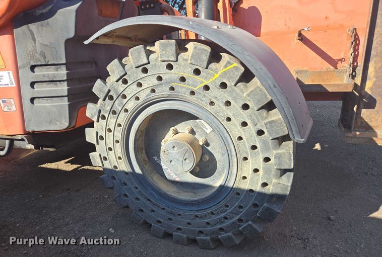 image for item EC1165 2006 Lull 644E-42 telehandler