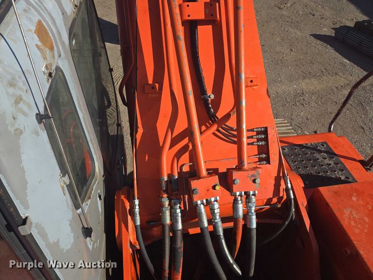 image for item EC1166 2003 Hitachi ZX330LC excavator