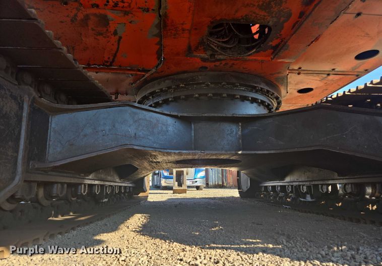 image for item EC1166 2003 Hitachi ZX330LC excavator