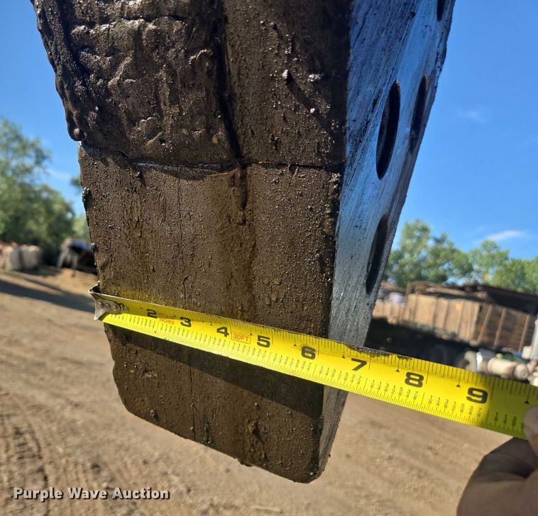 image for item EC1166 2003 Hitachi ZX330LC excavator