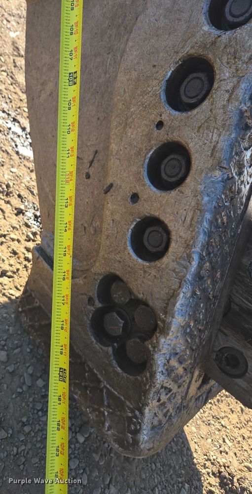 image for item EC1166 2003 Hitachi ZX330LC excavator