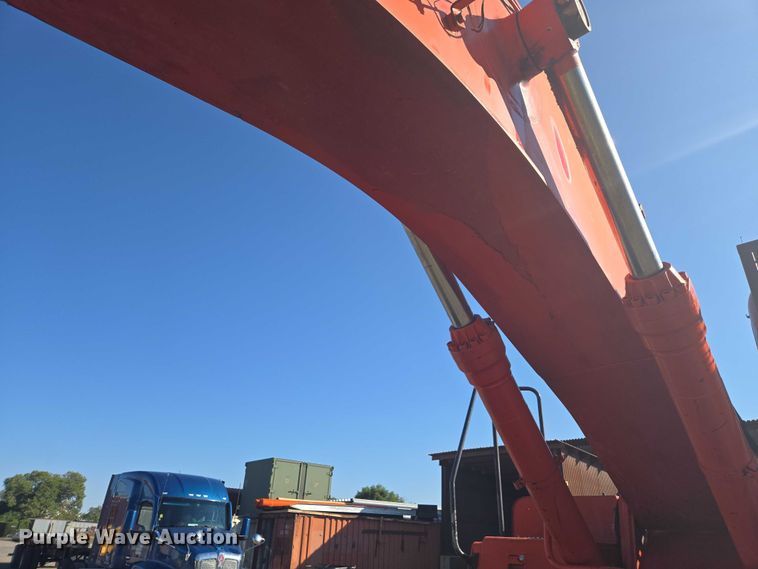 image for item EC1166 2003 Hitachi ZX330LC excavator