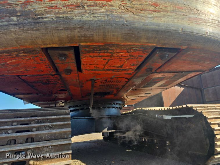 image for item EC1166 2003 Hitachi ZX330LC excavator