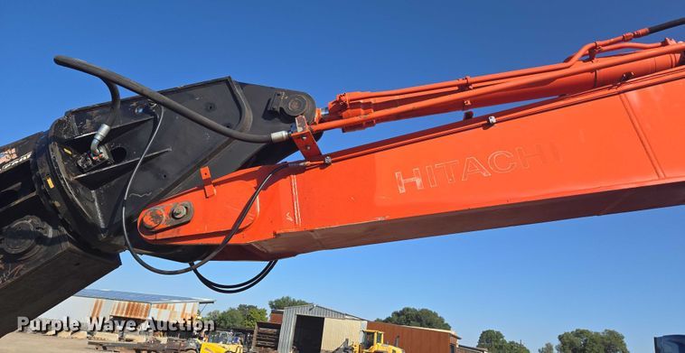 image for item EC1166 2003 Hitachi ZX330LC excavator