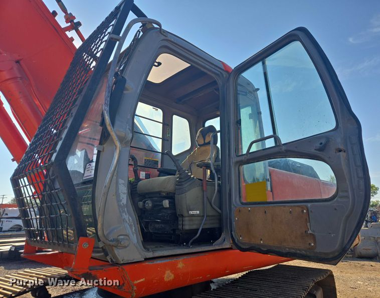 image for item EC1166 2003 Hitachi ZX330LC excavator