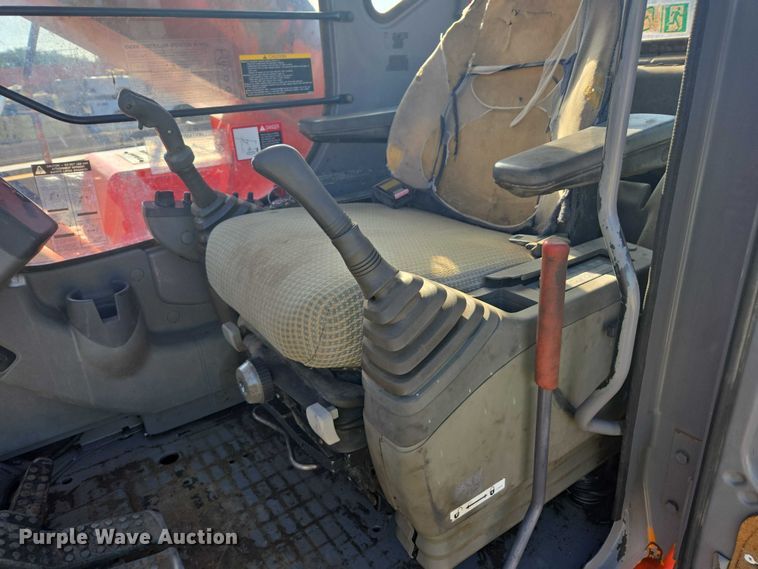 image for item EC1166 2003 Hitachi ZX330LC excavator