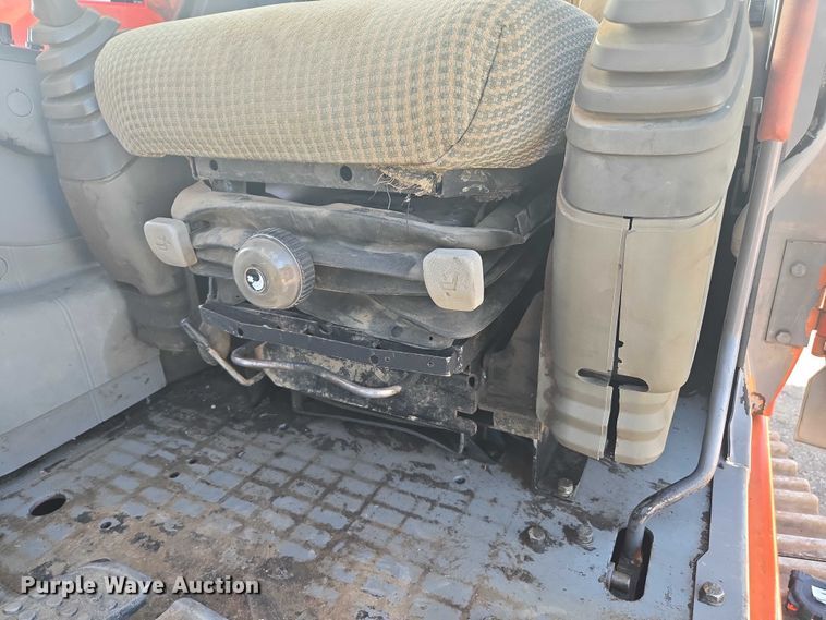 image for item EC1166 2003 Hitachi ZX330LC excavator