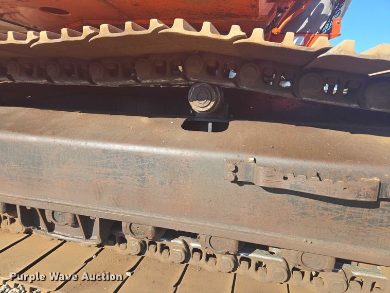 image for item EC1166 2003 Hitachi ZX330LC excavator