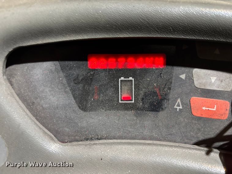 image for item EC3783 2008 Raymond 420-C3OTT forklift