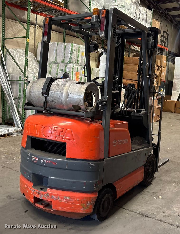 image for item EC3784 1998 Toyota 6FGCU15 forklift