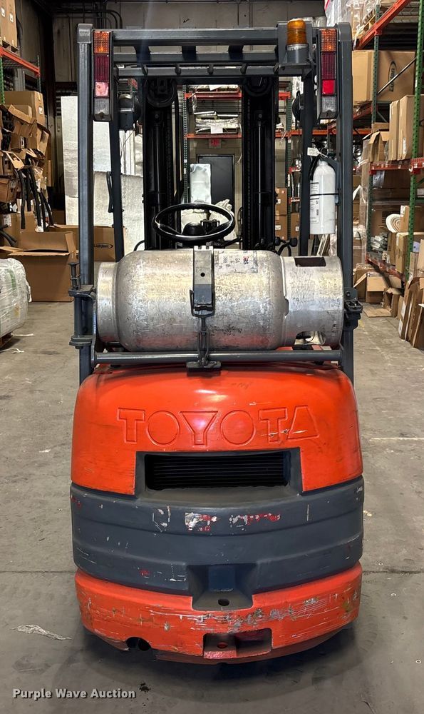 image for item EC3784 1998 Toyota 6FGCU15 forklift