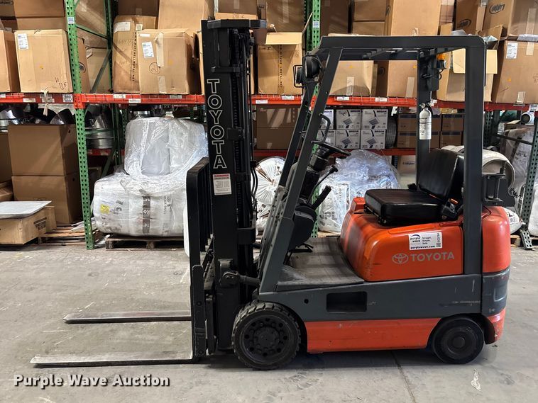 image for item EC3784 1998 Toyota 6FGCU15 forklift