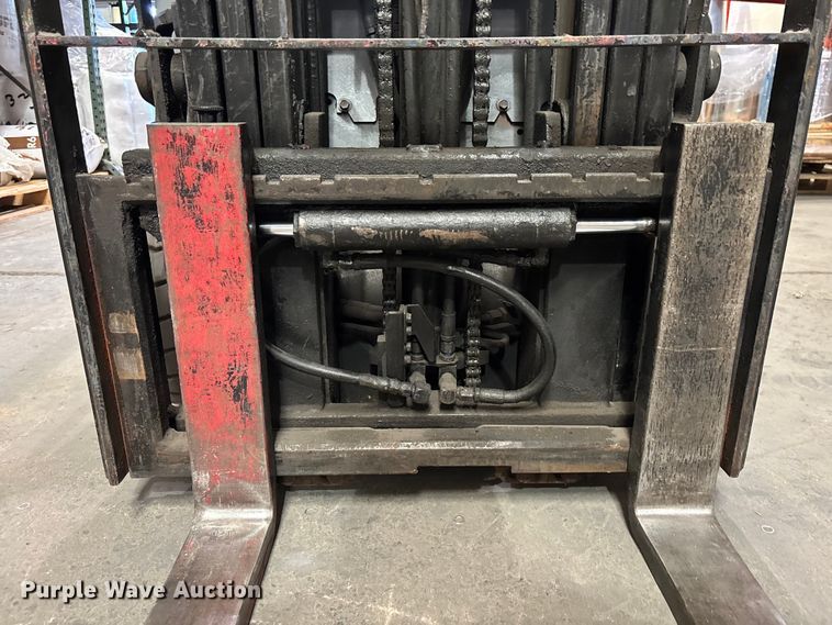 image for item EC3784 1998 Toyota 6FGCU15 forklift