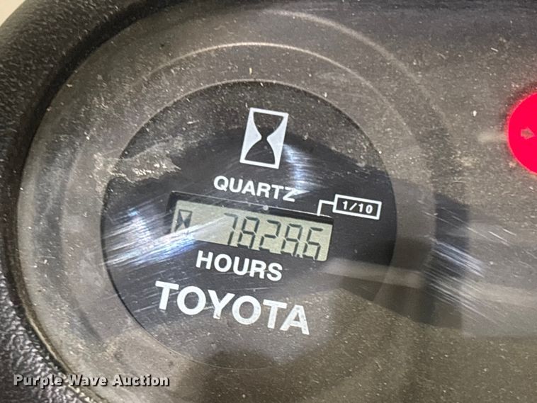 image for item EC3784 1998 Toyota 6FGCU15 forklift