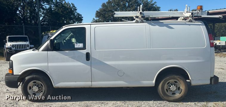 image for item EC3785 2016 Chevrolet Express 2500 van