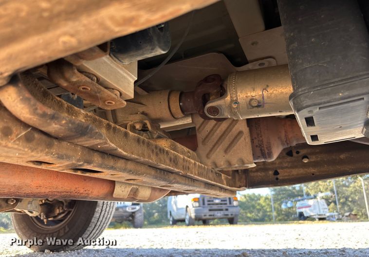 image for item EC3785 2016 Chevrolet Express 2500 van