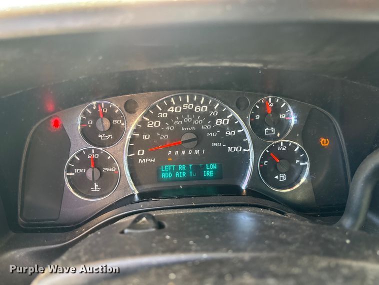 image for item EC3785 2016 Chevrolet Express 2500 van