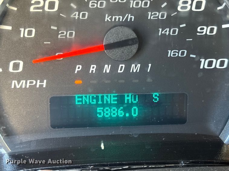 image for item EC3785 2016 Chevrolet Express 2500 van