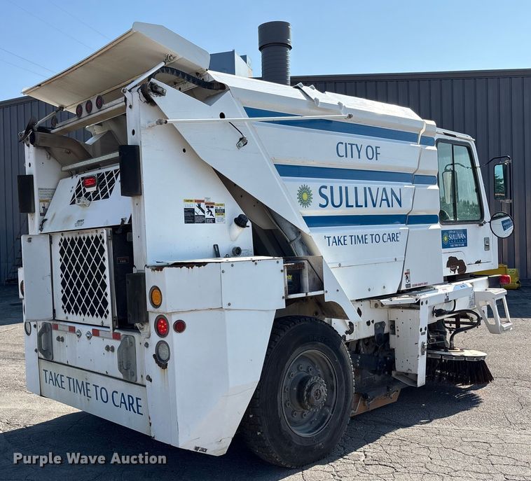 image for item EC4408 2014 Global Environmental Products Inc Street sweeper sweeper