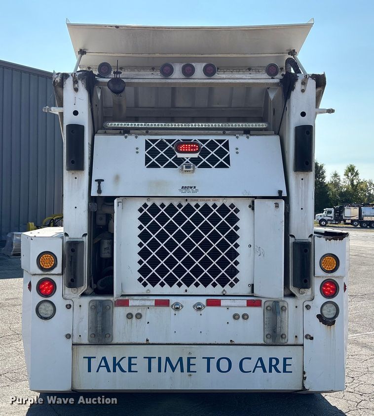 image for item EC4408 2014 Global Environmental Products Inc Street sweeper sweeper