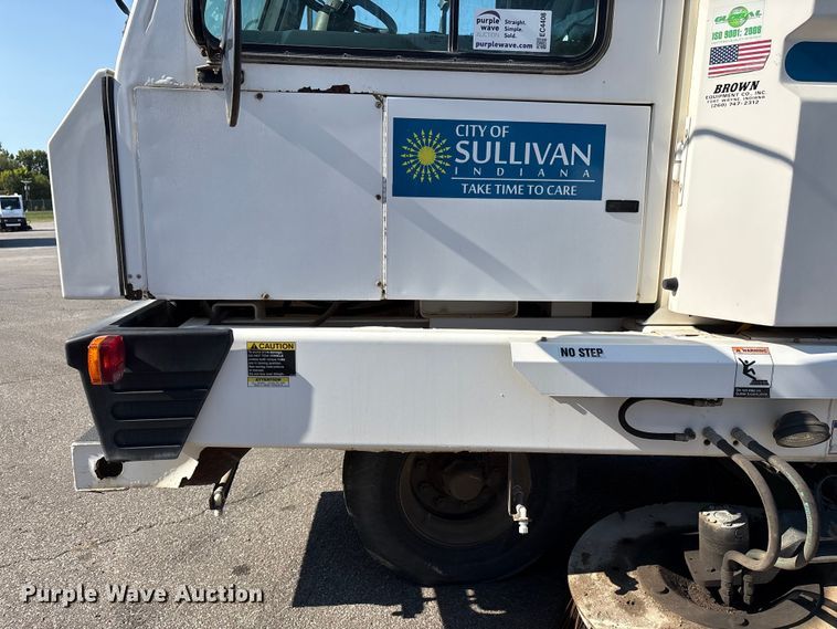 image for item EC4408 2014 Global Environmental Products Inc Street sweeper sweeper