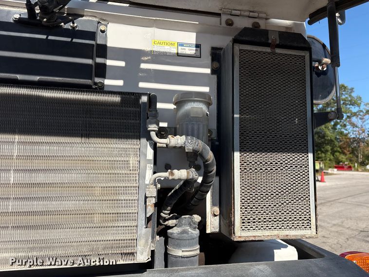 image for item EC4408 2014 Global Environmental Products Inc Street sweeper sweeper