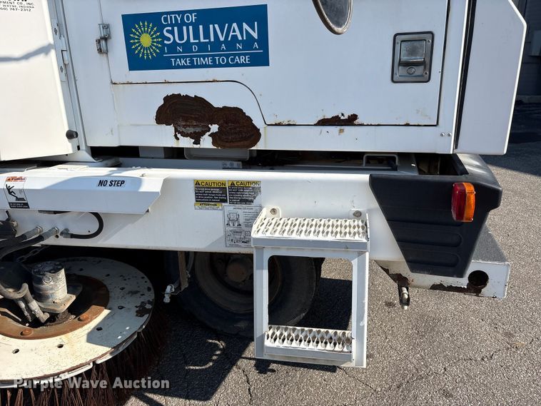 image for item EC4408 2014 Global Environmental Products Inc Street sweeper sweeper