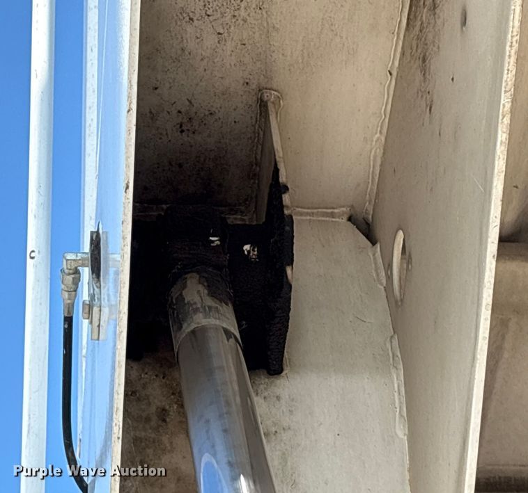 image for item EC4408 2014 Global Environmental Products Inc Street sweeper sweeper