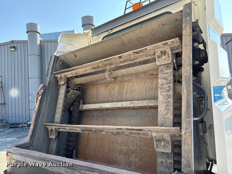 image for item EC4408 2014 Global Environmental Products Inc Street sweeper sweeper