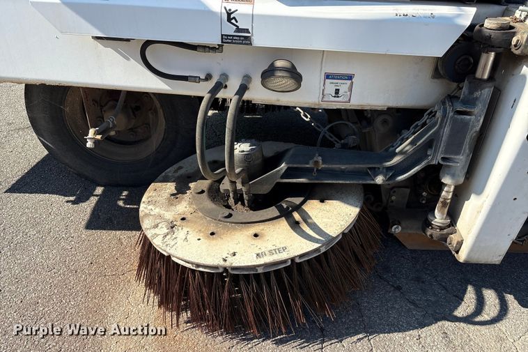 image for item EC4408 2014 Global Environmental Products Inc Street sweeper sweeper