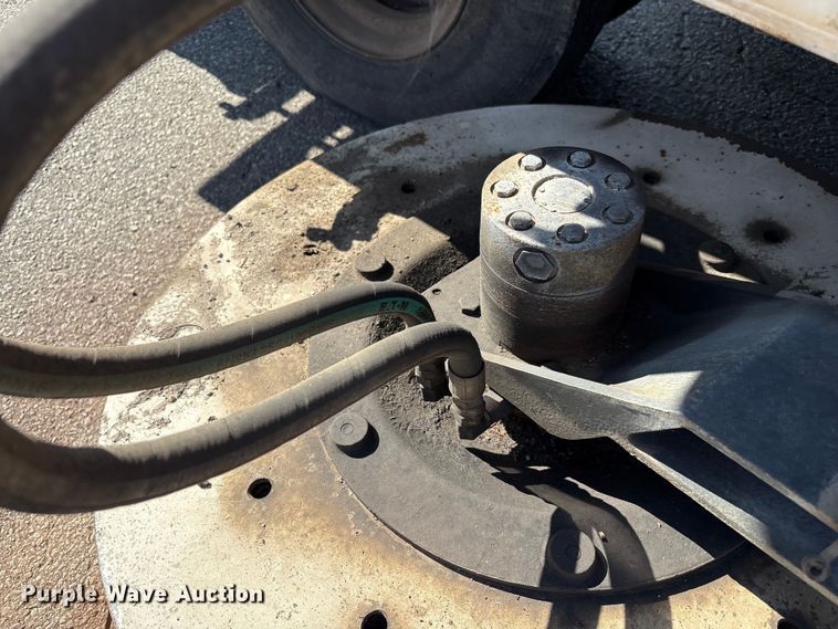 image for item EC4408 2014 Global Environmental Products Inc Street sweeper sweeper