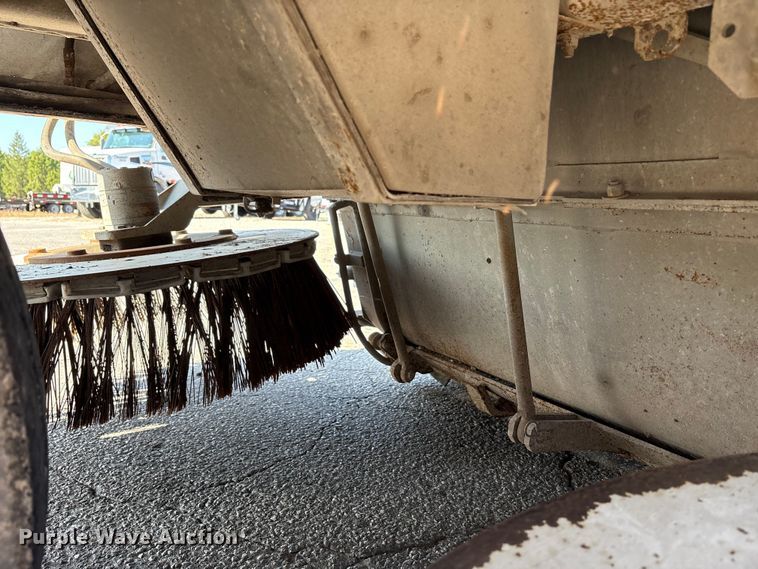 image for item EC4408 2014 Global Environmental Products Inc Street sweeper sweeper