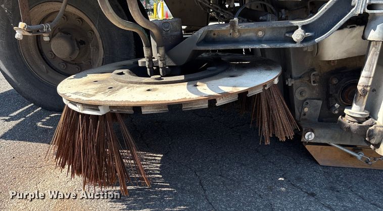 image for item EC4408 2014 Global Environmental Products Inc Street sweeper sweeper