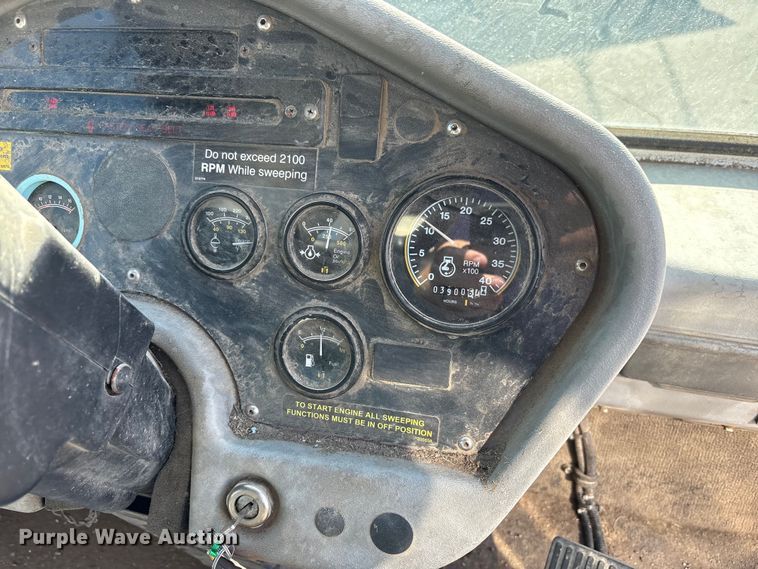 image for item EC4408 2014 Global Environmental Products Inc Street sweeper sweeper