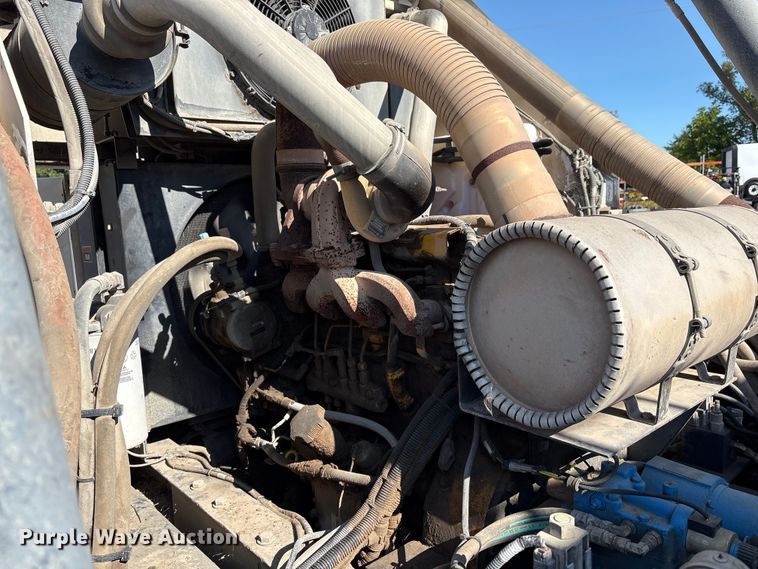 image for item EC4408 2014 Global Environmental Products Inc Street sweeper sweeper