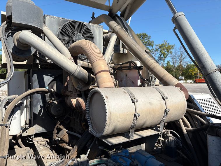 image for item EC4408 2014 Global Environmental Products Inc Street sweeper sweeper