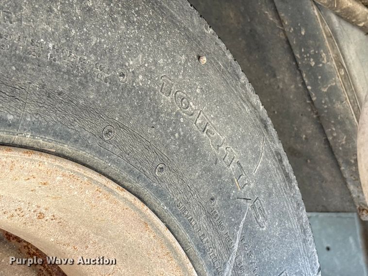 image for item EC4408 2014 Global Environmental Products Inc Street sweeper sweeper