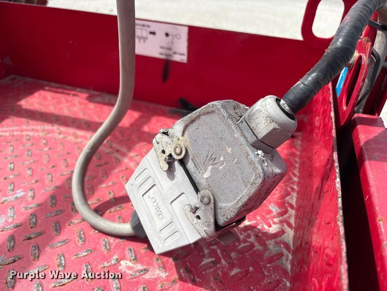 image for item EC4415 2016 Skyjack SJIII 3219 scissor lift