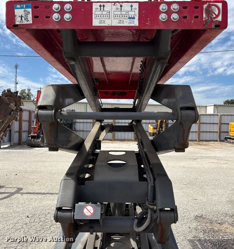 image for item EC4415 2016 Skyjack SJIII 3219 scissor lift